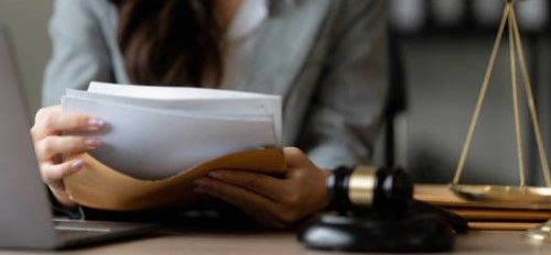 Legalización y Apostilla: Entendiendo los Procesos Clave en Extranjería